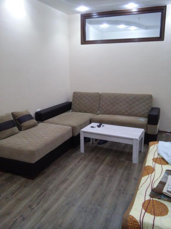 Mari Apartment 巴统 外观 照片